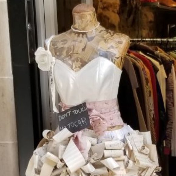 Meet your Posher, Elena - Picture 1 of 1